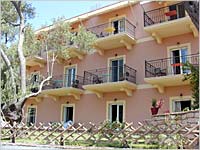 Alecas Apartments in Parga